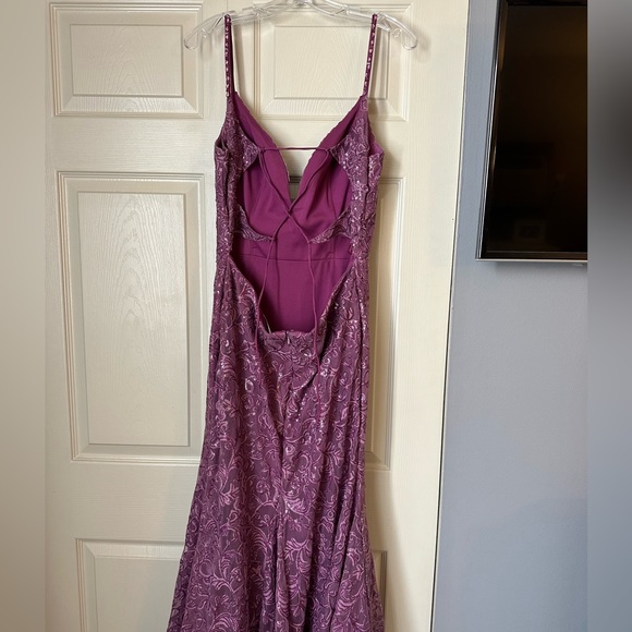 Size 12 Prom dress - Picture 6 of 10